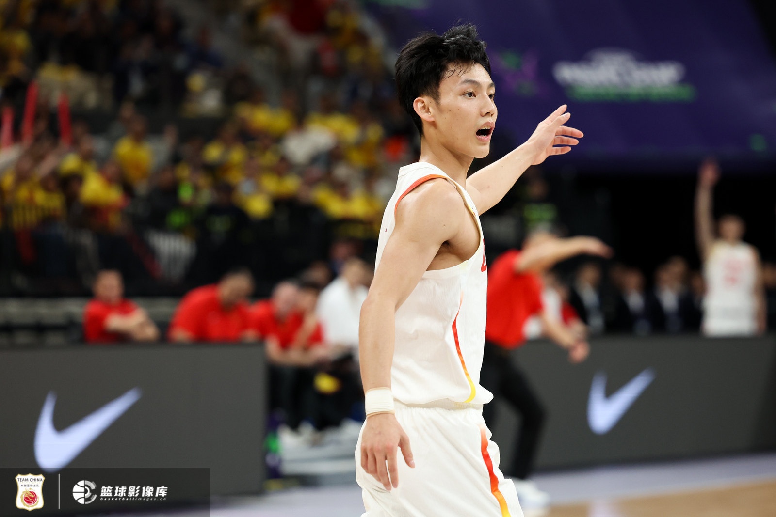 首發(fā)出戰(zhàn)不在狀態(tài)！徐杰全場3中0沒得分 拿到3板1助2斷另2失誤